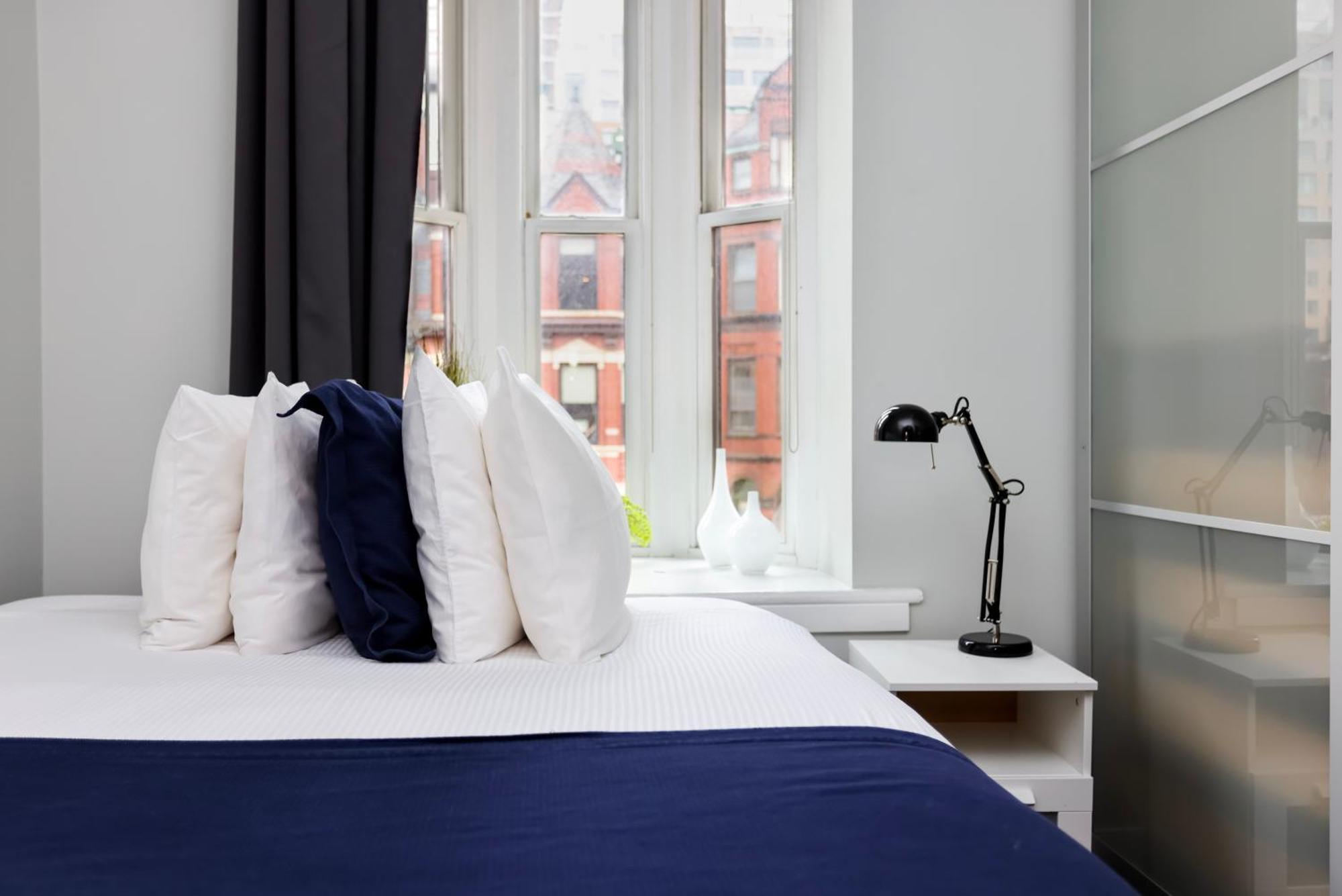Stylish Studio On Newbury St #3 Бостон Екстер'єр фото