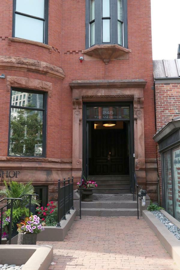 Stylish Studio On Newbury St #3 Бостон Екстер'єр фото